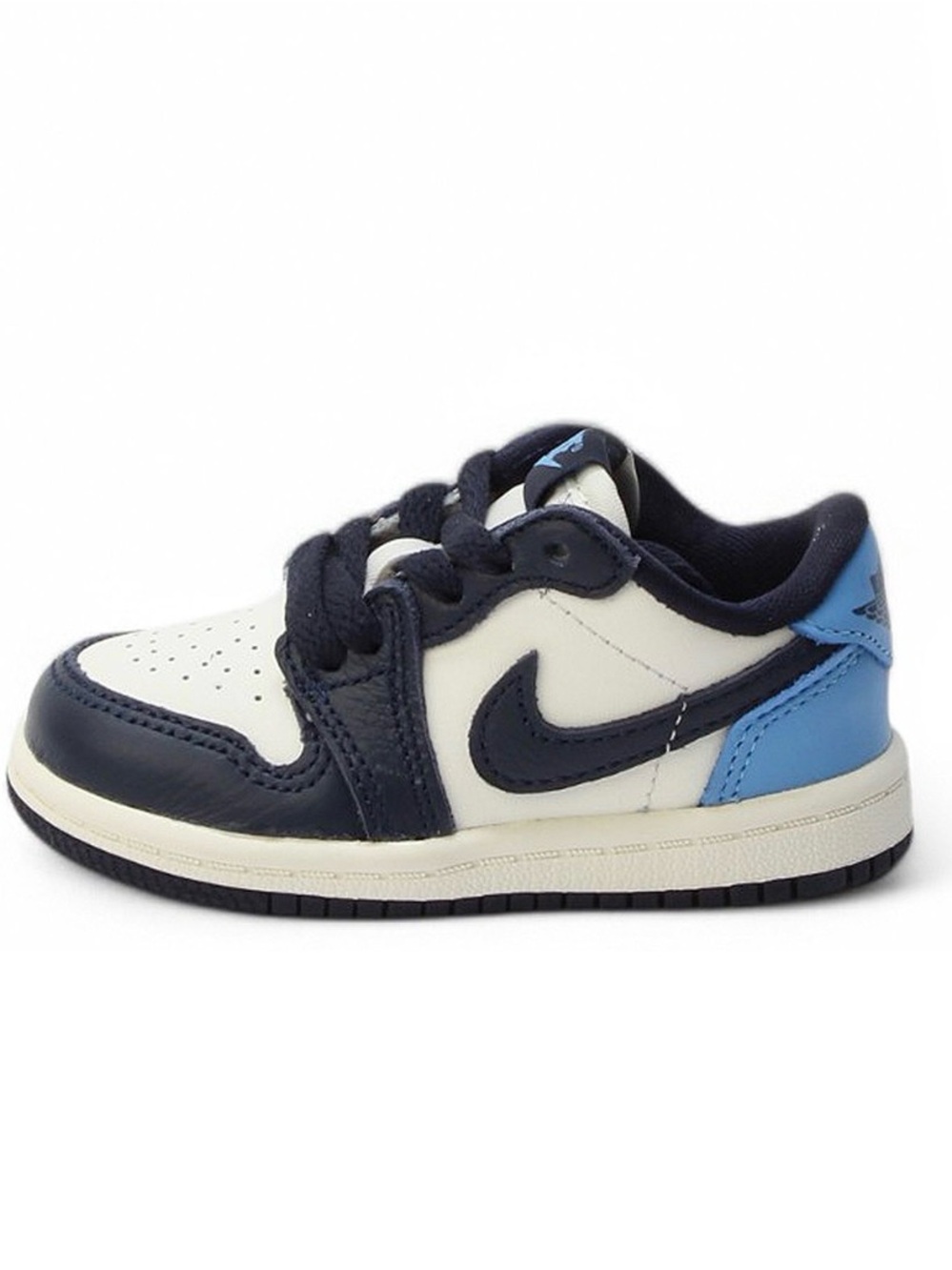 Air Jordan 1 Retro Low OG Obsidian